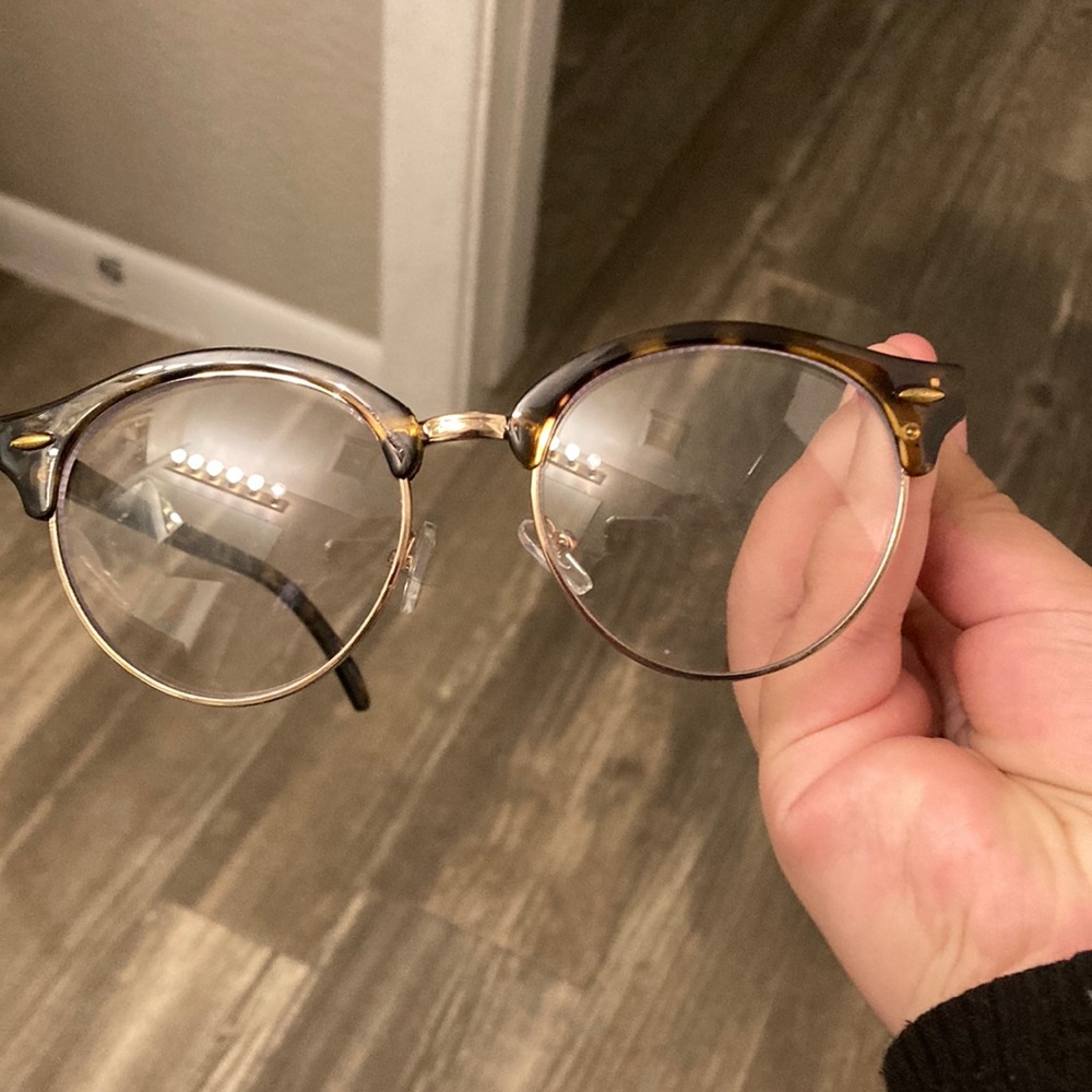 Super cute fake glasses